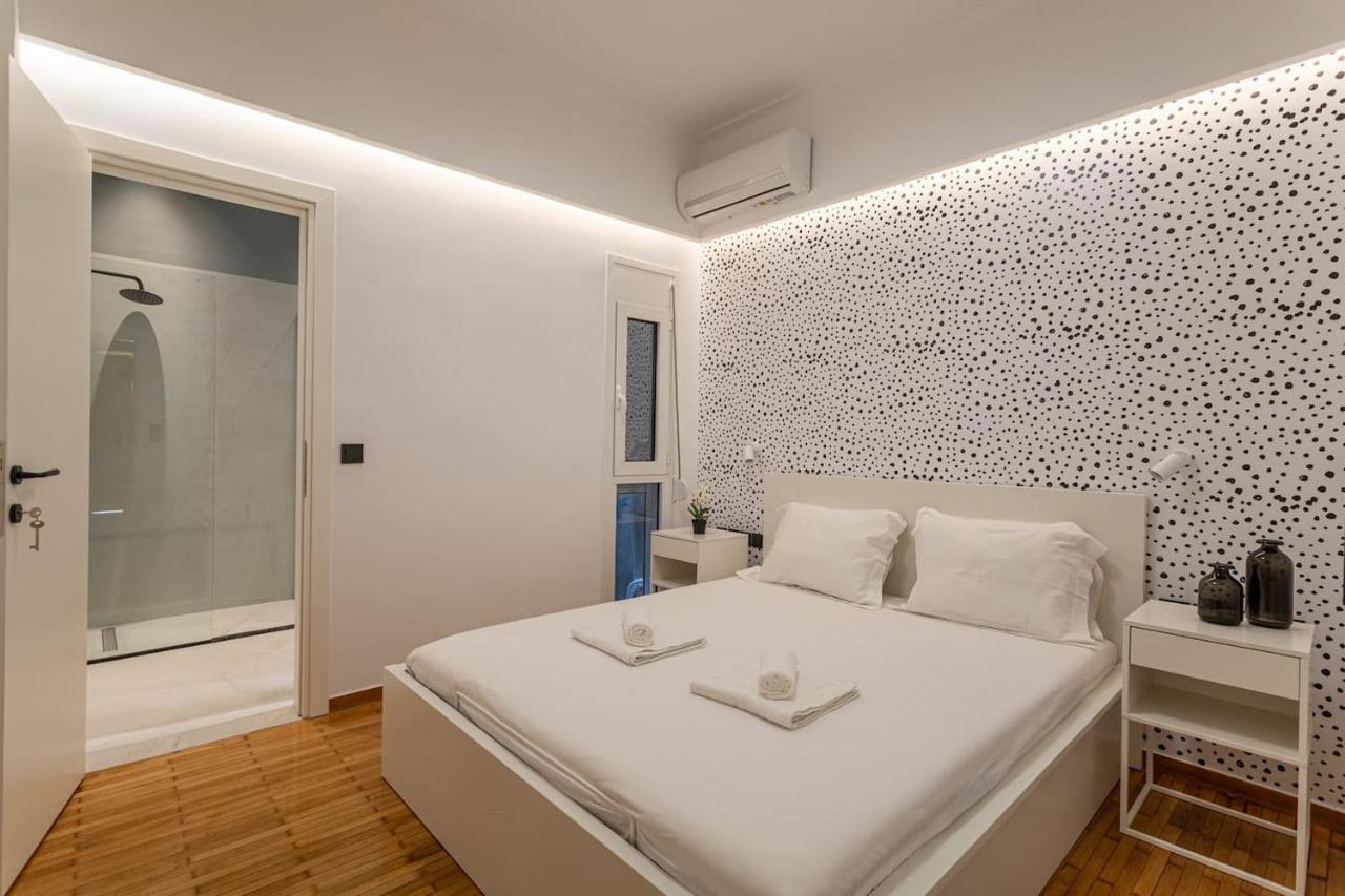 Апартаменты Luxury Penthouse On Akadimias With 2 Bed & 2 Bath Афины Экстерьер фото
